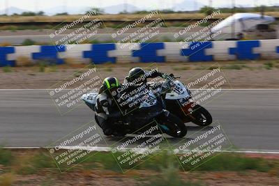 media/Apr-30-2023-CRA (Sun) [[020fcf5d43]]/Race 14-400 Expert-Amateur Superbike/